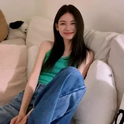 苍傲玉